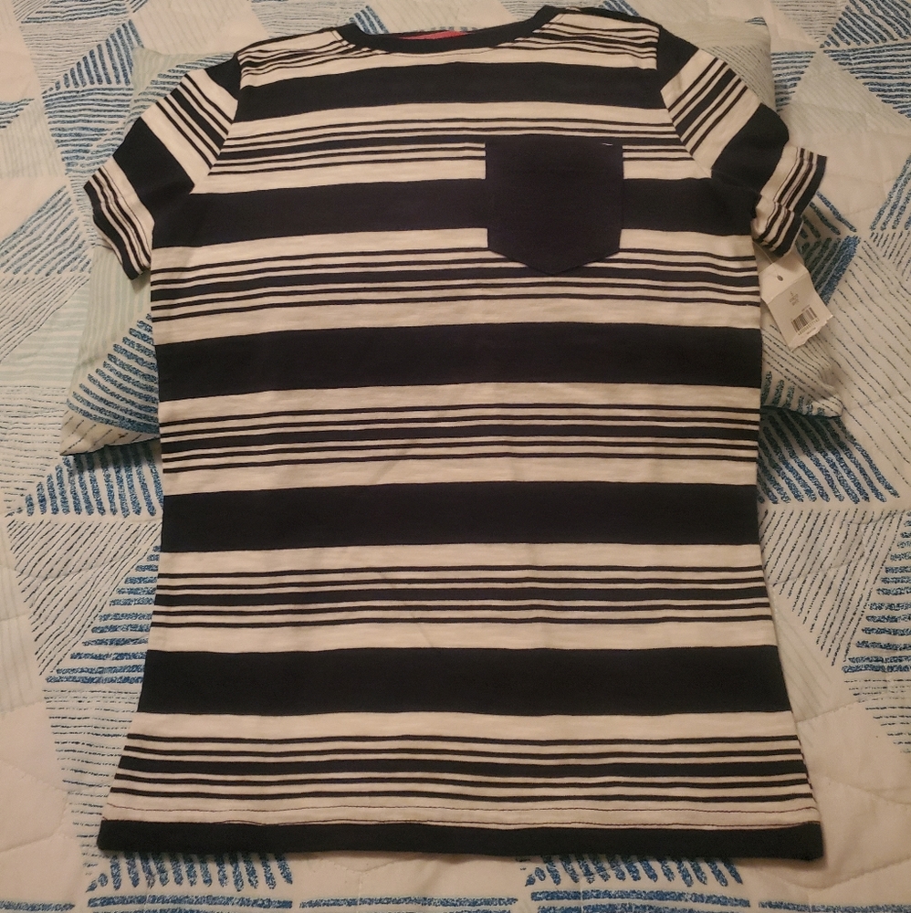 Boy shirt (navy and wht) new without tag